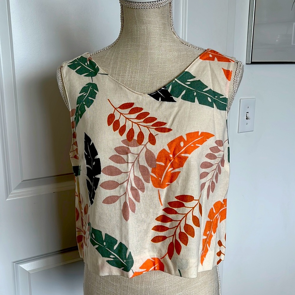Cute Linen Crop Top with buttons